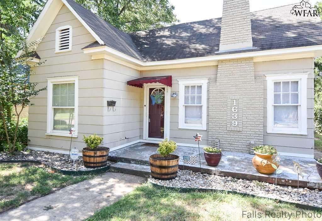 1639 Dayton Avenue - Photo 1