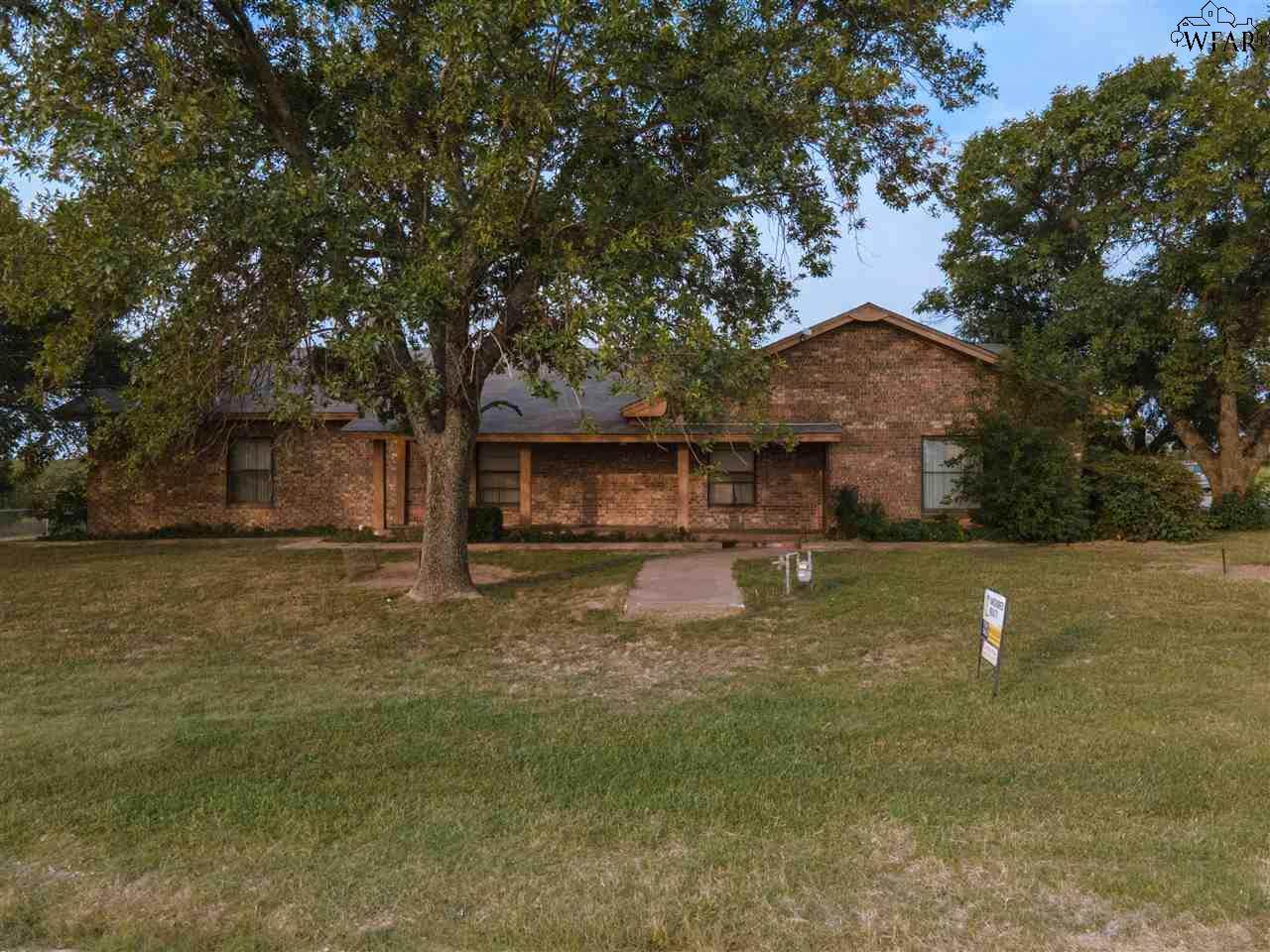 752 State Highway 148 N - Photo 1