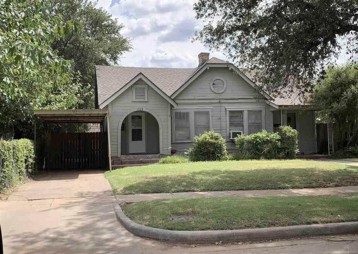 1723 Mcgregor Avenue - Photo 1