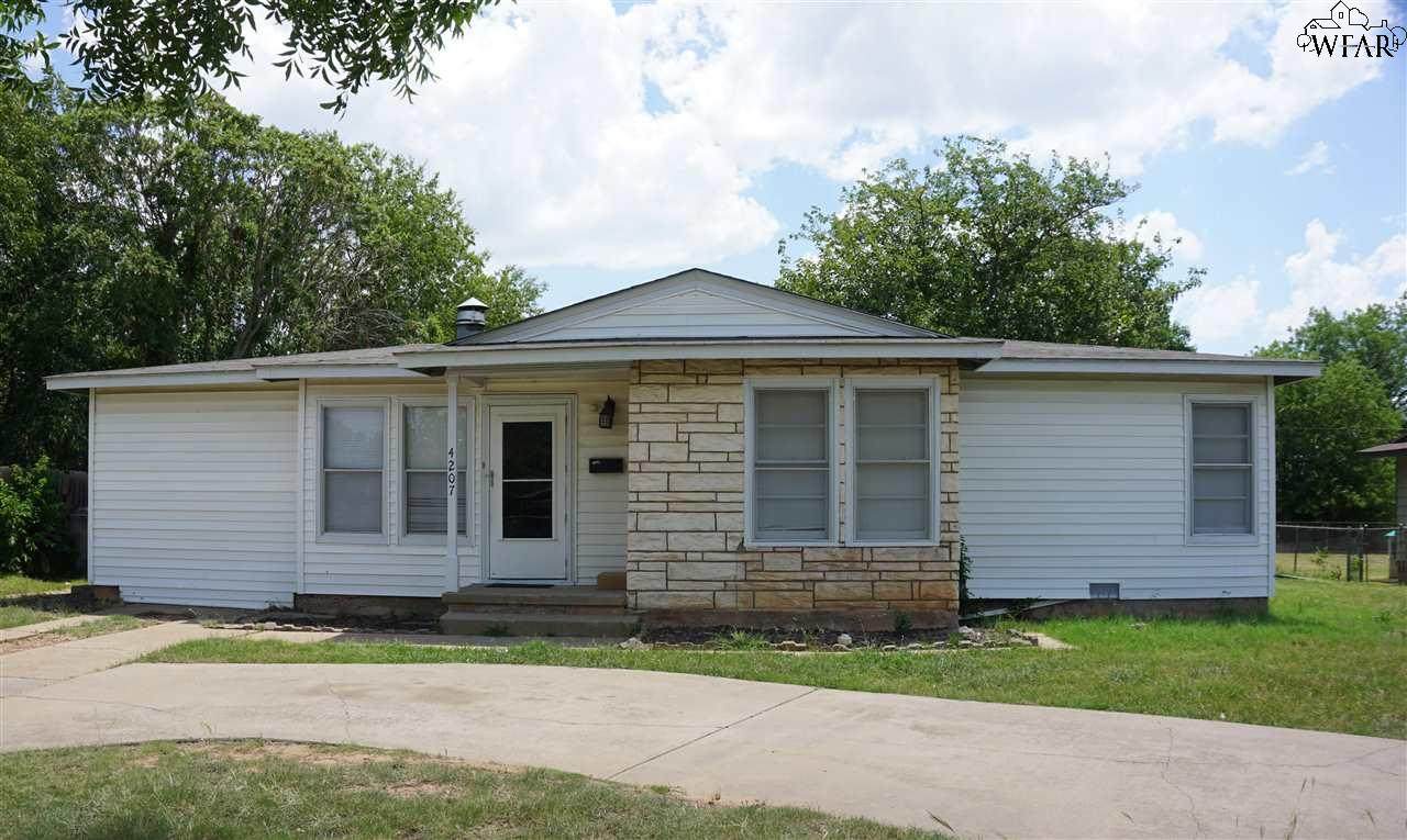 4207 Mcniel Avenue - Photo 1