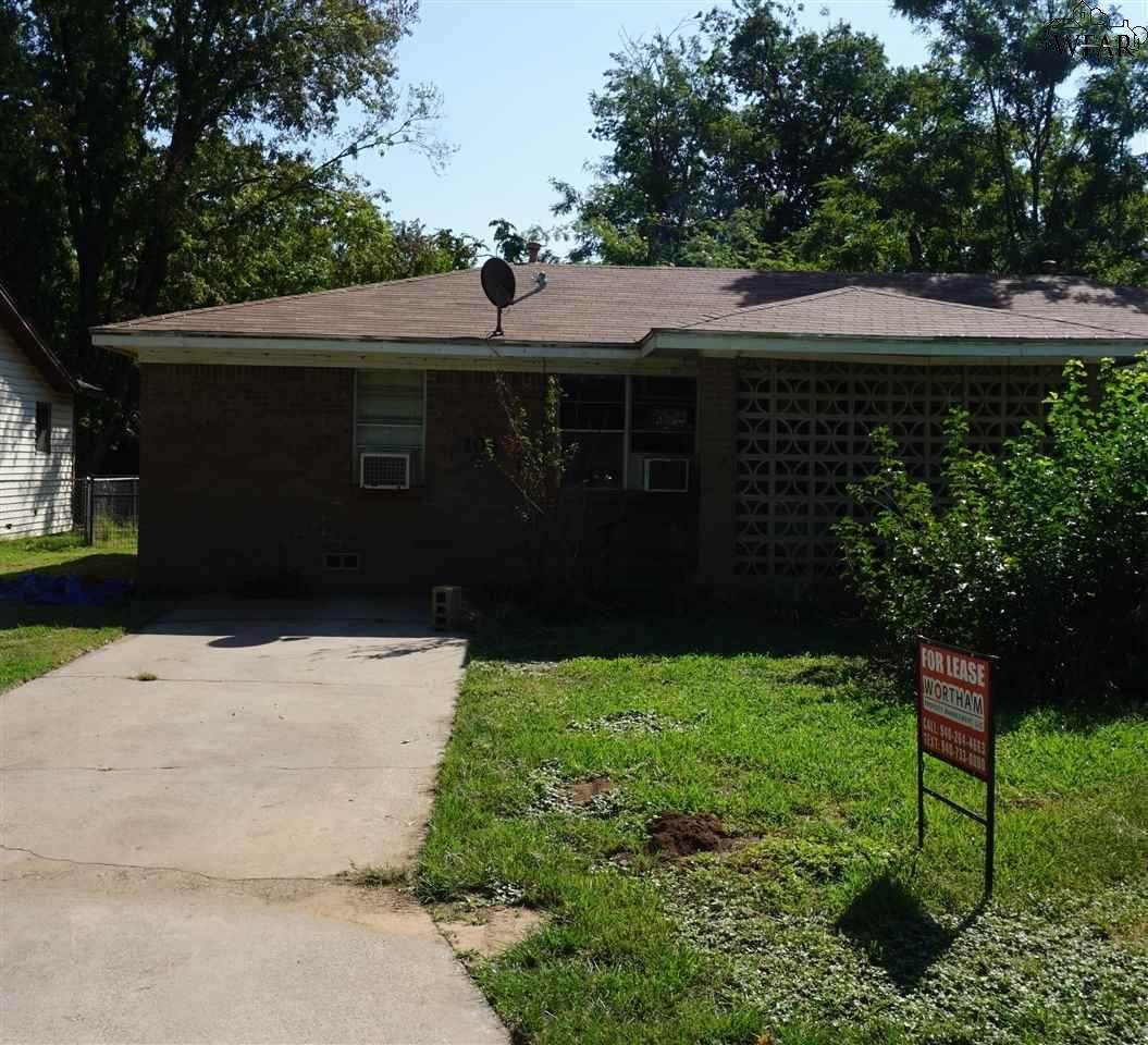 104 Avenue G - Photo 1