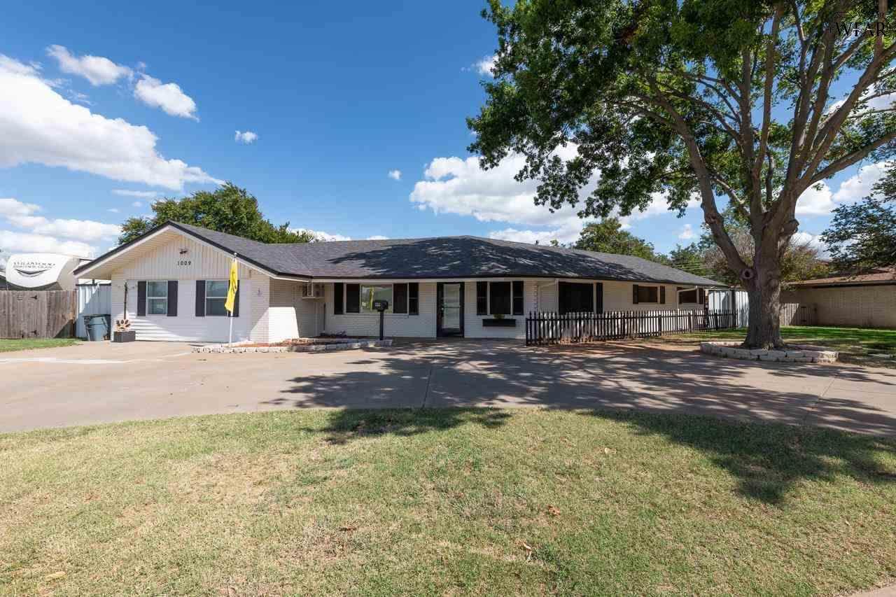 1009 Jan Lee Drive - Photo 1