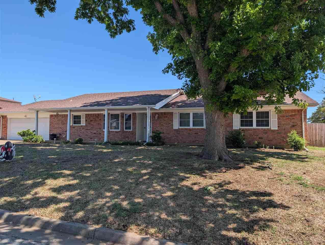 1045 Jan Lee Drive - Photo 1