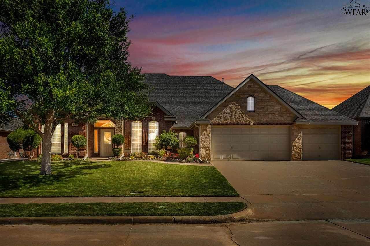 5104 Crown Ridge Drive - Photo 1