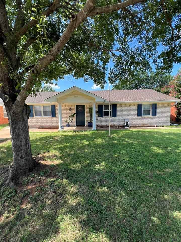 1204 Glendora Drive - Photo 1