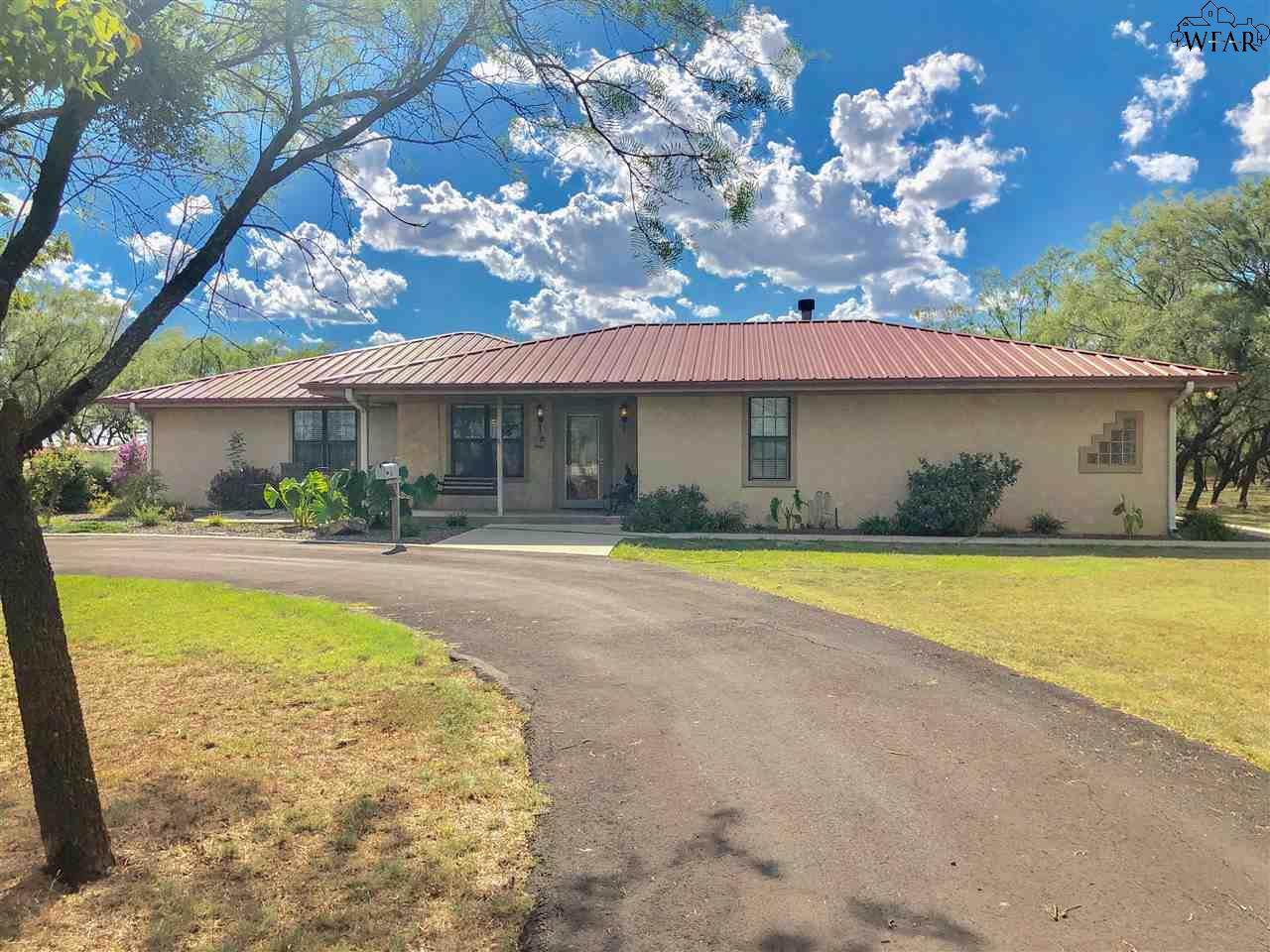 5240 Deer Creek Road - Photo 1