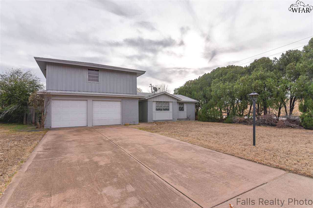 1501 Douglas Drive - Photo 1