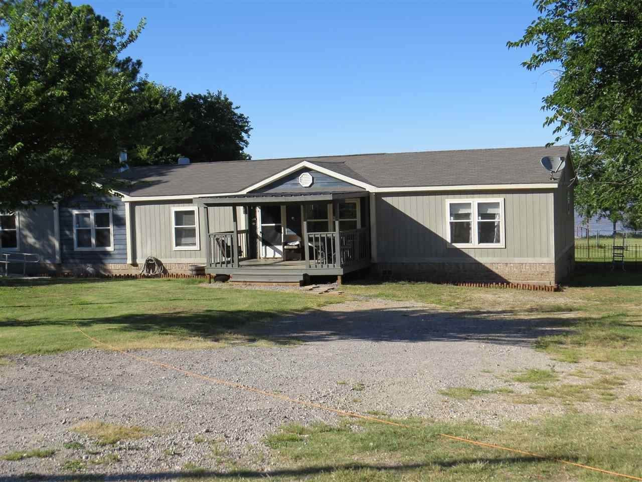 220 Osage Circle - Photo 1