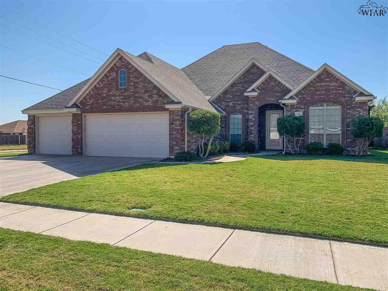 5401 Sun Stone Drive - Photo 1