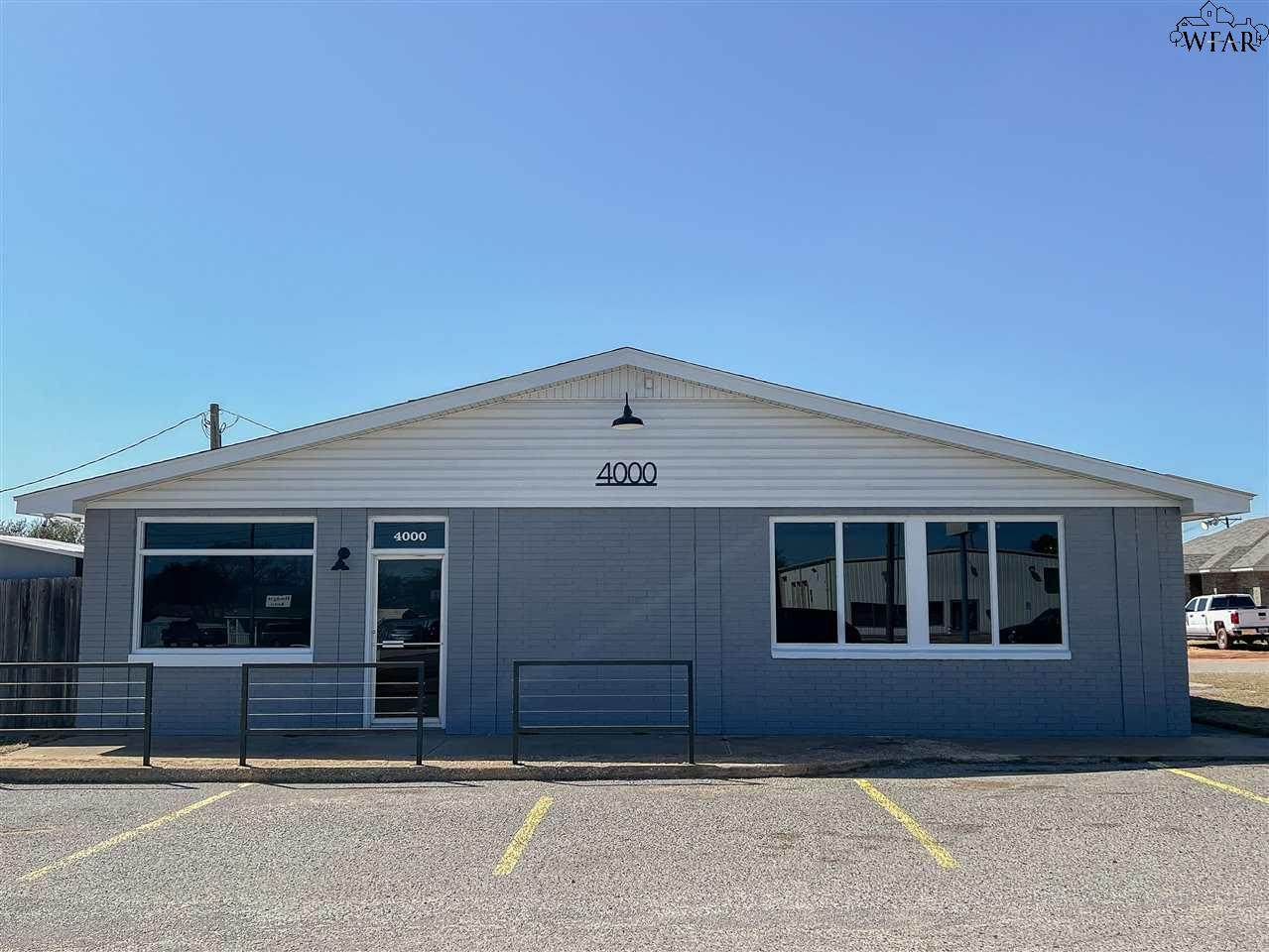 4000 Jacksboro Highway - Photo 1