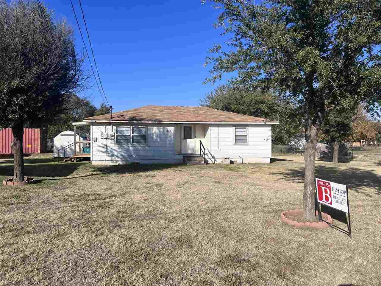 411 Pine Street - Photo 1