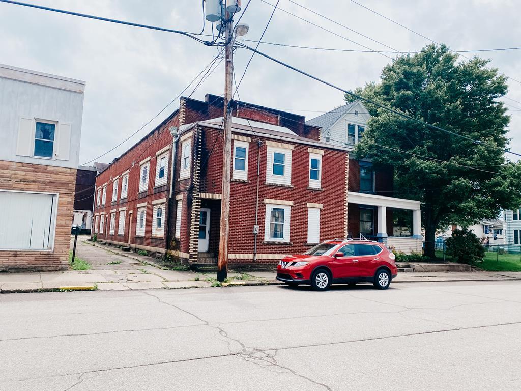 807 2nd Street - Photo 1