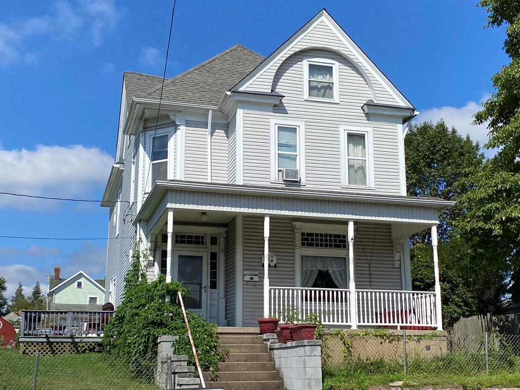 314 10th Street - Photo 1