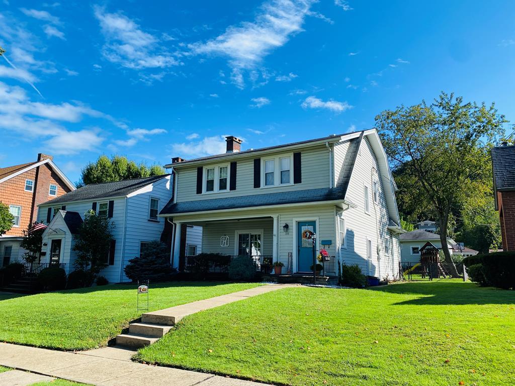 **38 Greenwood Ave - Photo 1