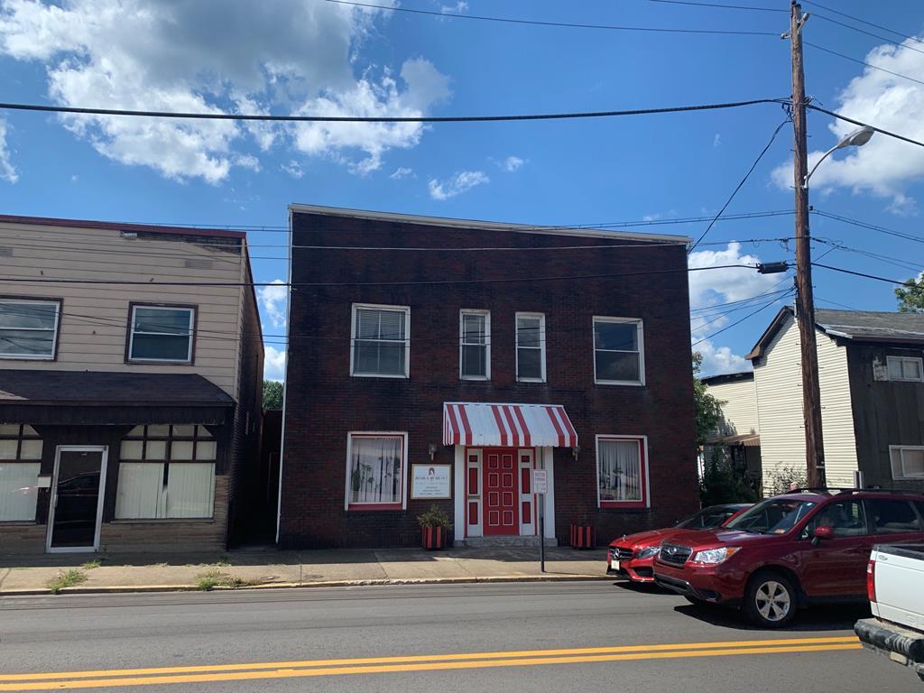 119 Jefferson - Photo 1