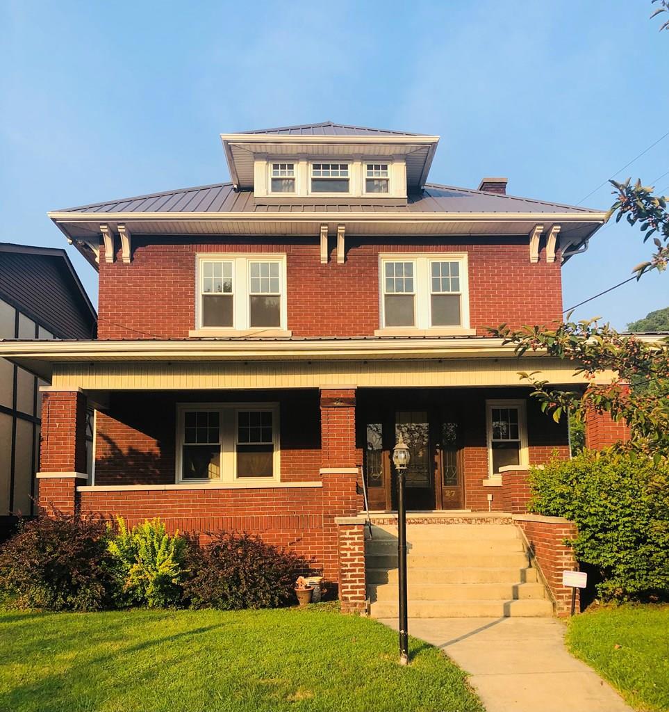***27 Lynwood Avenue - Photo 1