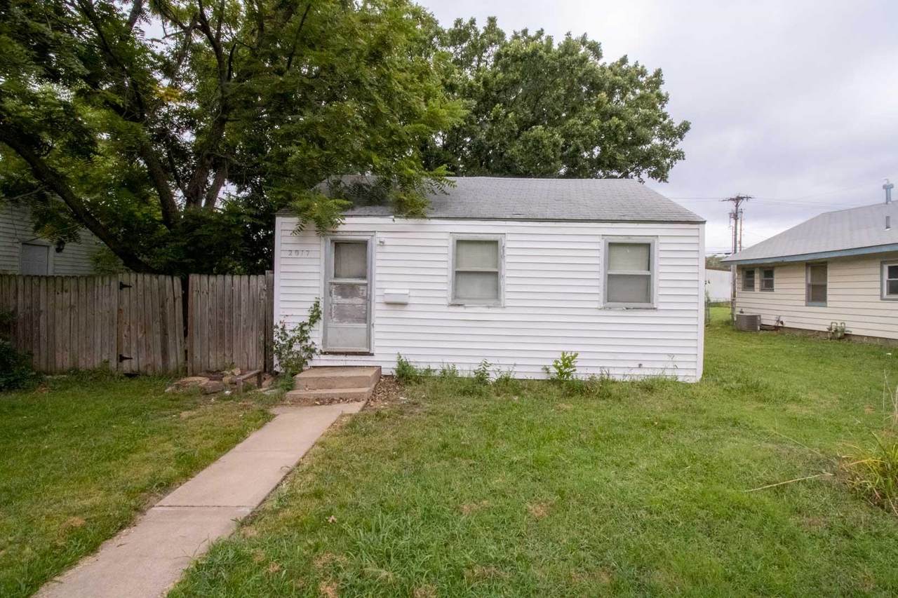 2017 Mosley Ave - Photo 1