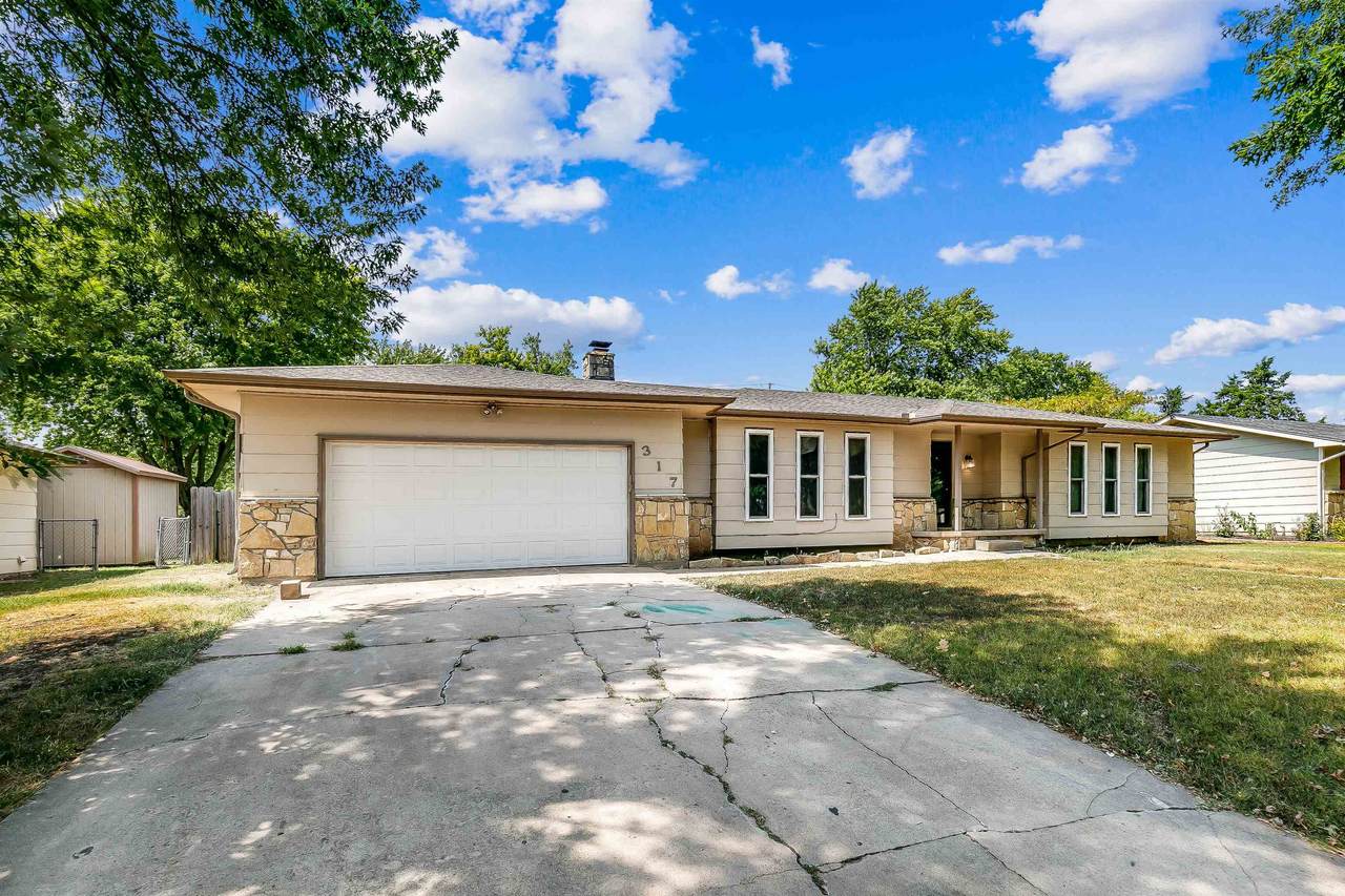 317 Bentwood - Photo 1