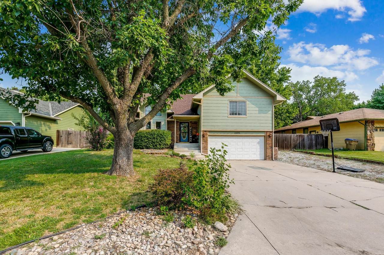 1606 Brendonwood Rd - Photo 1