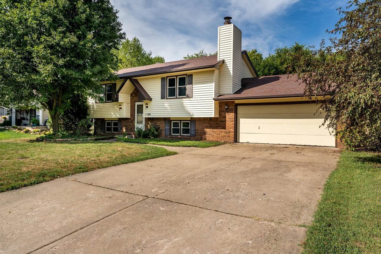 1209 Mccaskey Dr - Photo 1