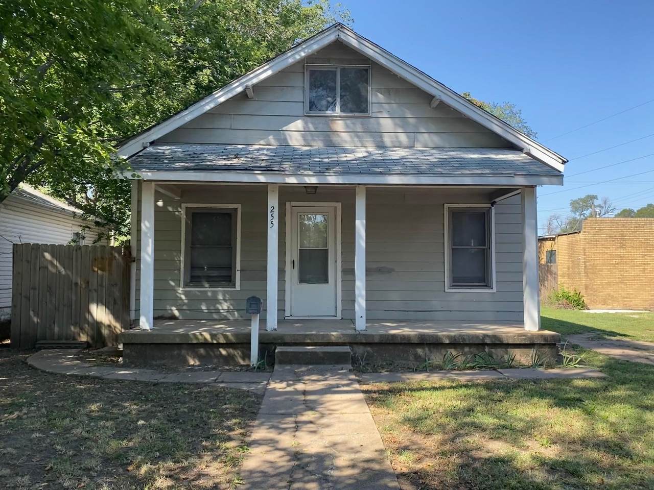 255 Millwood St - Photo 1