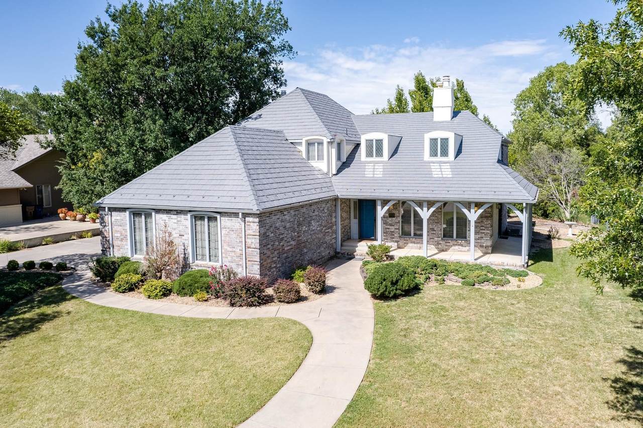 8936 Windwood - Photo 1