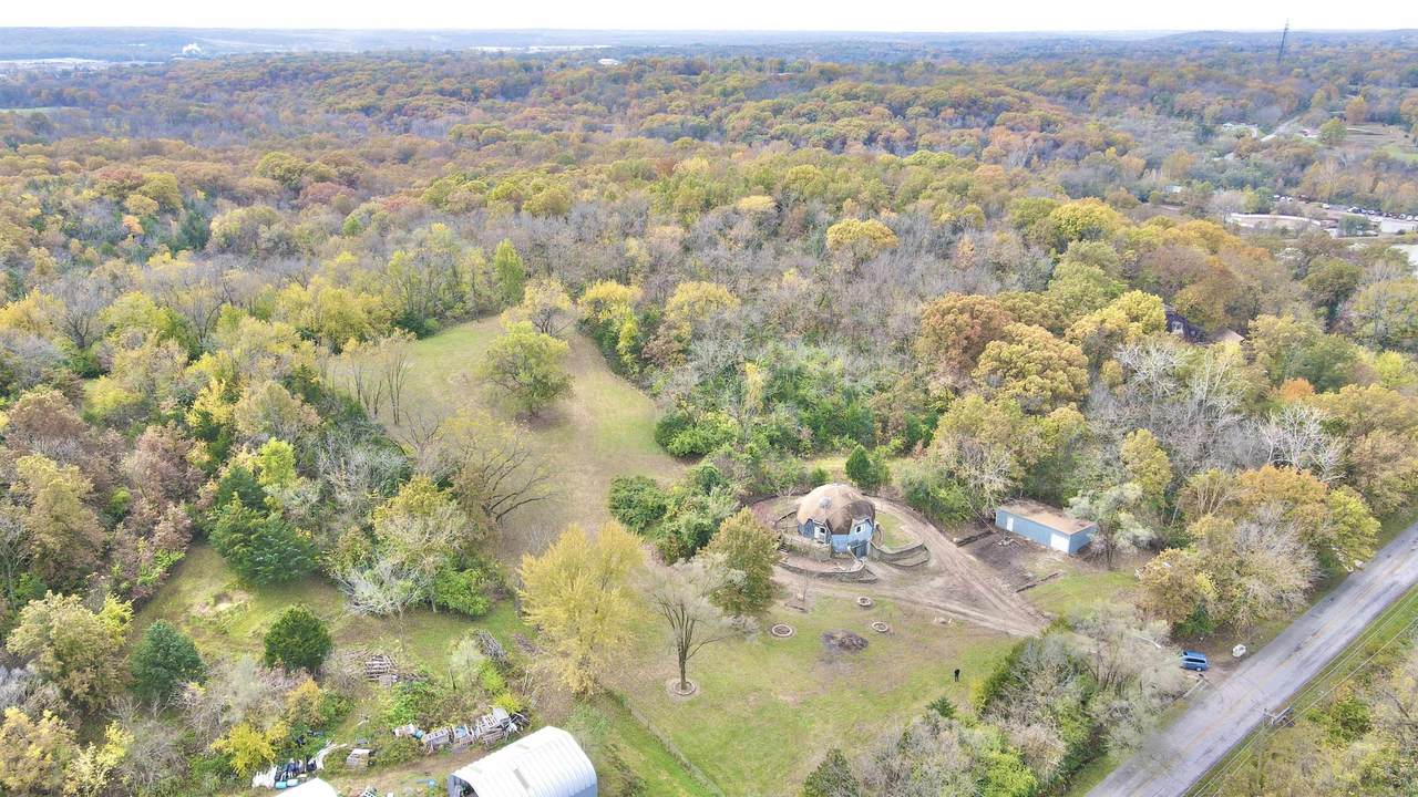 8247 Kansas Ave - Photo 1