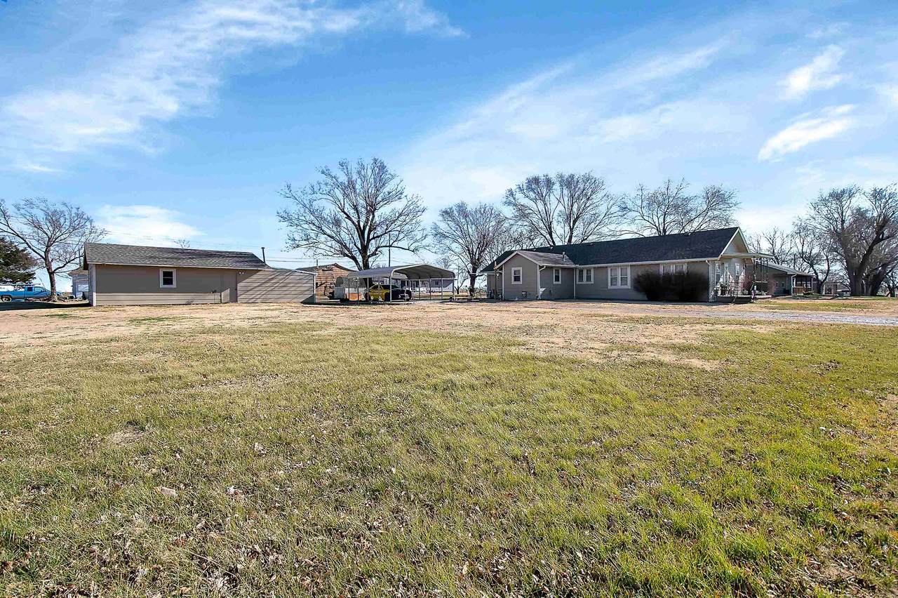 811 Fair - Photo 1