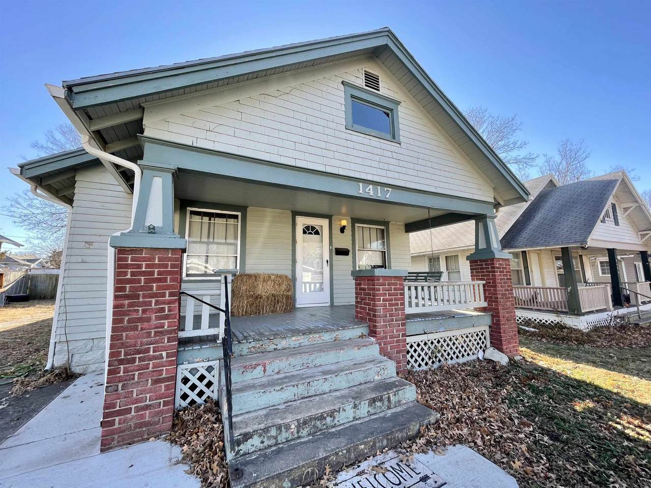 1417 2ND AVE - Photo 1