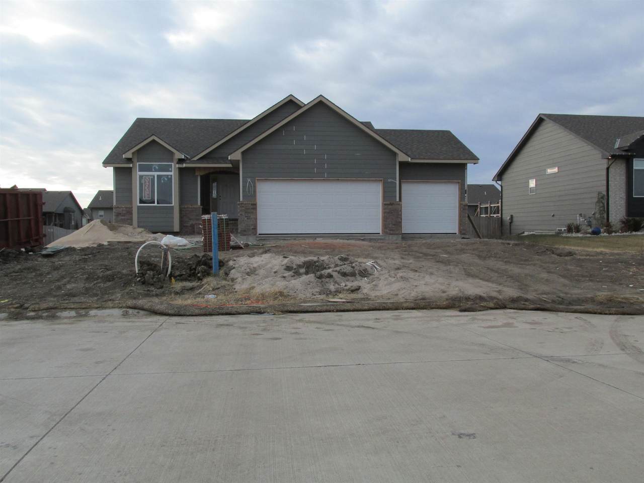 5387 Pebblecreek St - Photo 1