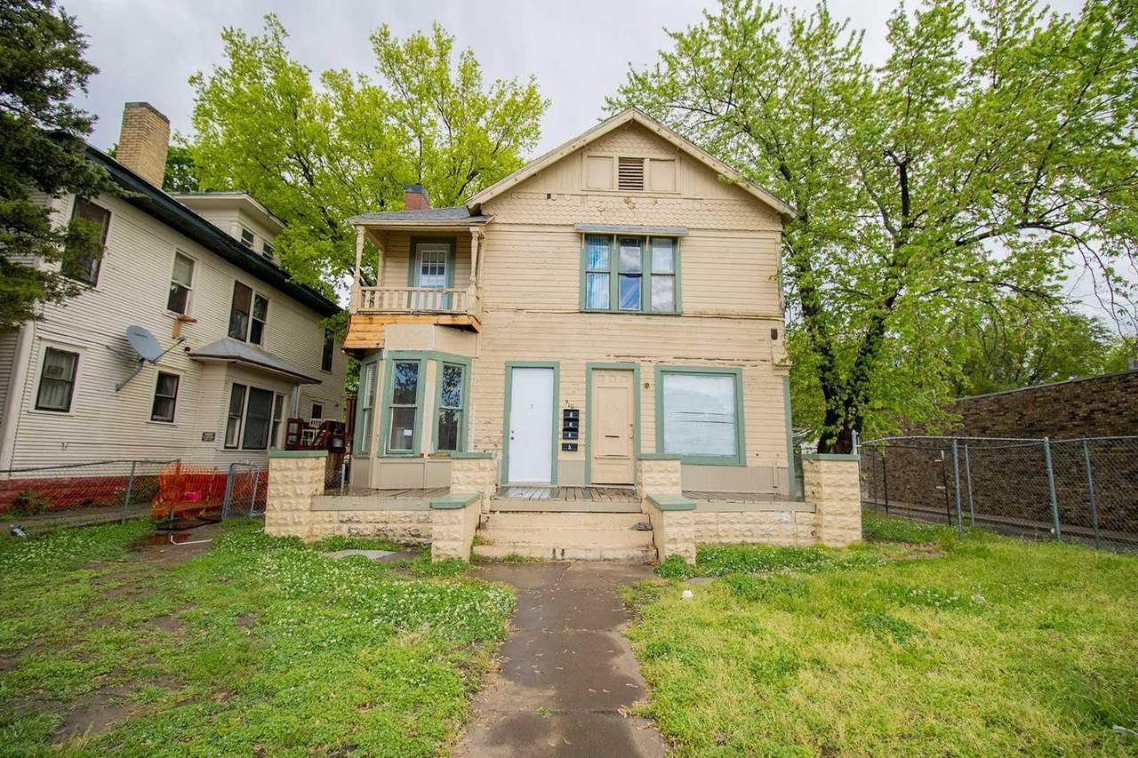 910 Broadway Ave - Photo 1