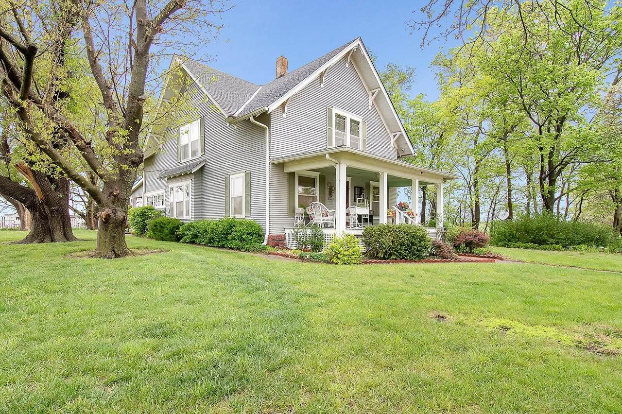 1317 Drury Rd - Photo 1