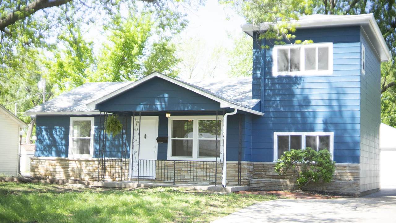 4539 Sycamore Ave - Photo 1