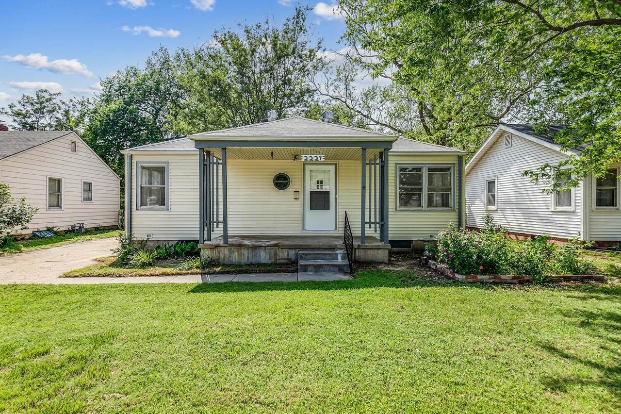 2227 Lulu Ave - Photo 1