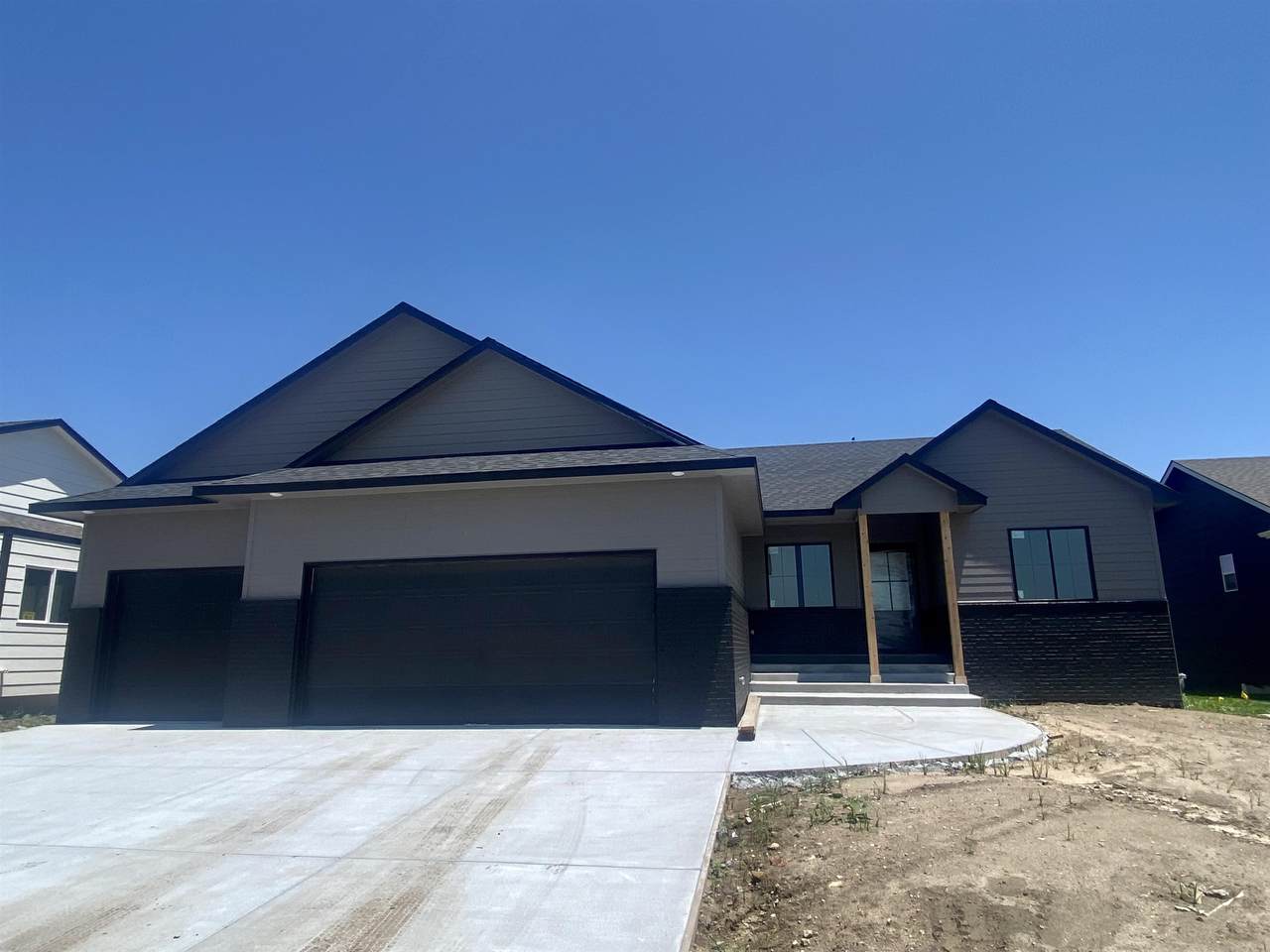 5110 Delaware - Photo 1