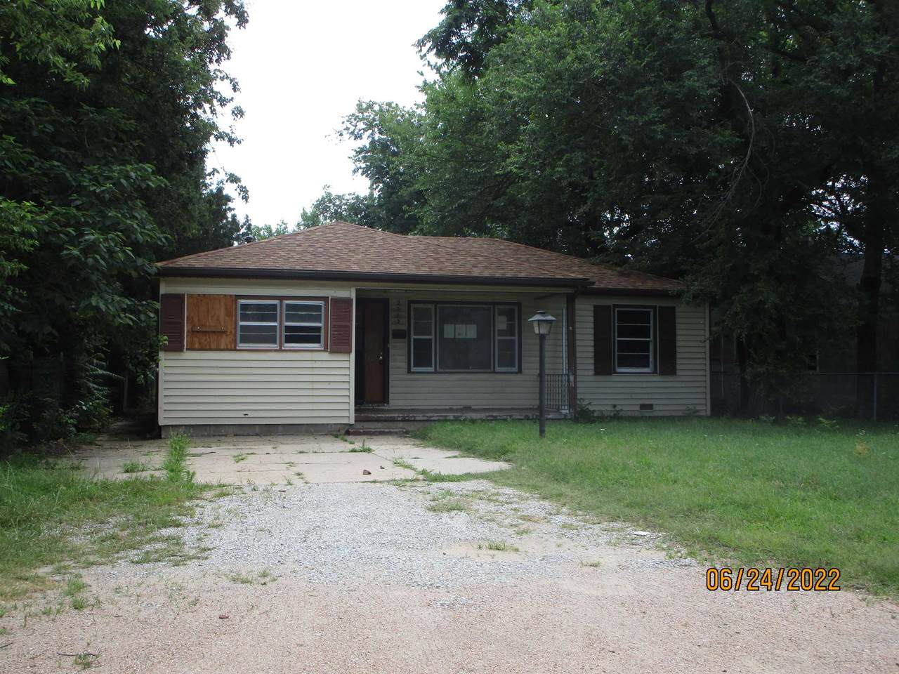 2312 Waco Ave - Photo 1