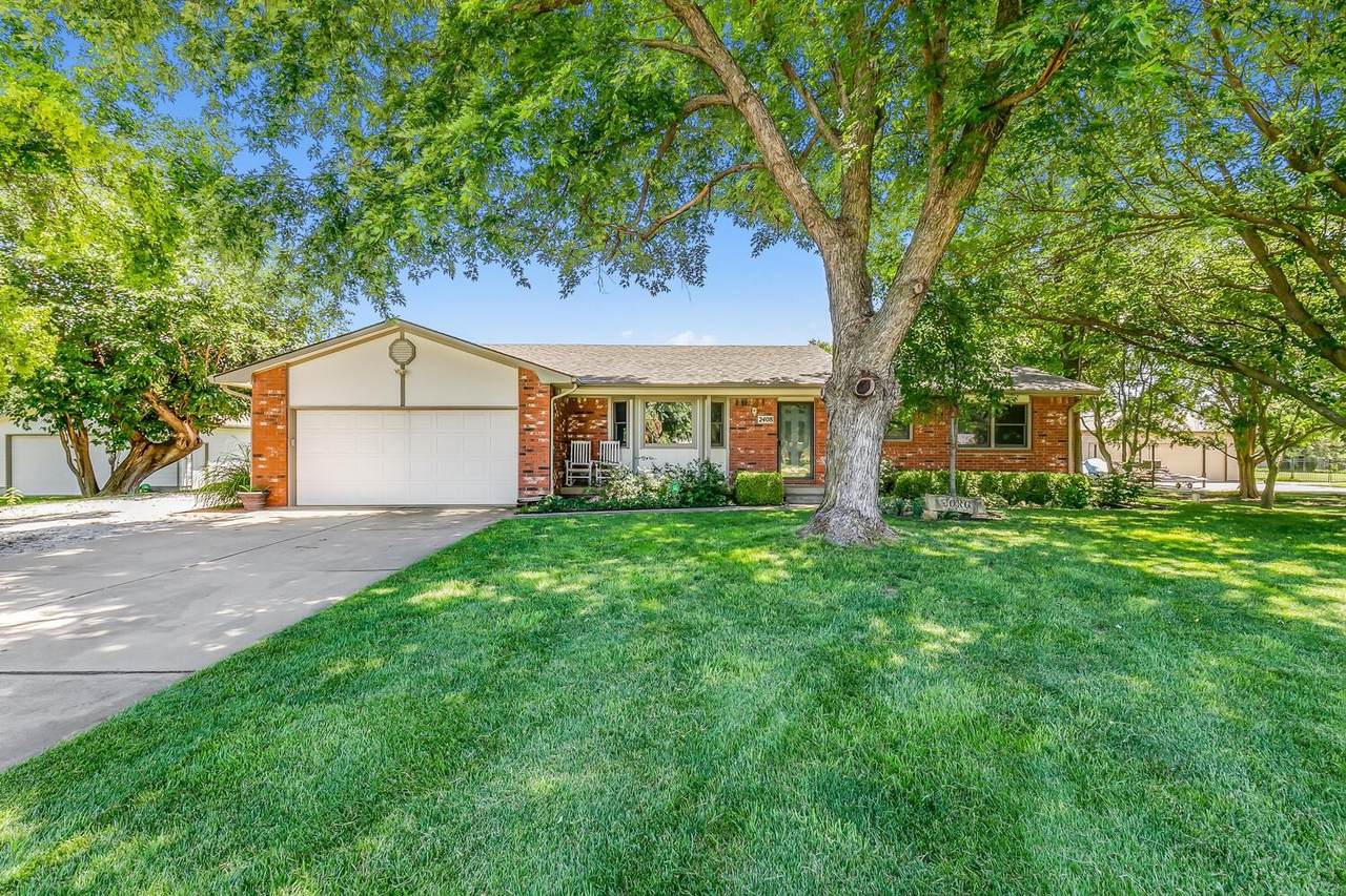 2408 Cedar Crest Dr - Photo 1