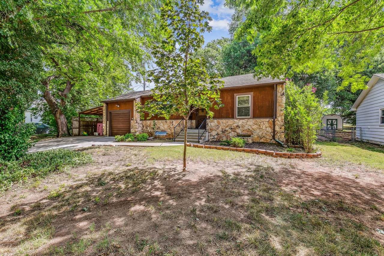 118 Race St - Photo 1