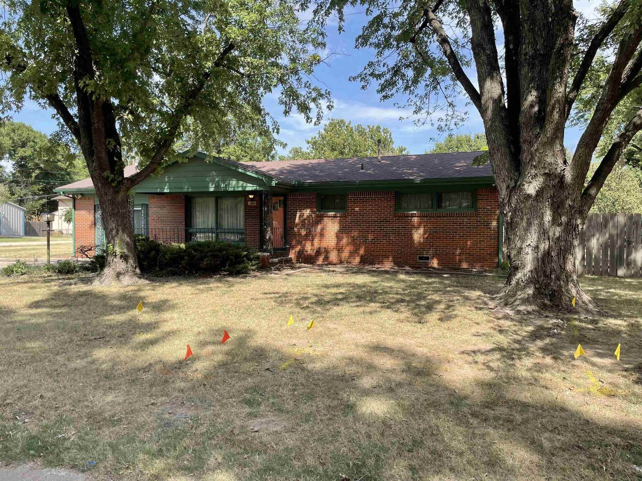 4700 Ida Ave - Photo 1