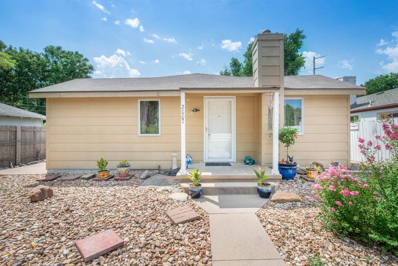 2007 Emporia Ave - Photo 1