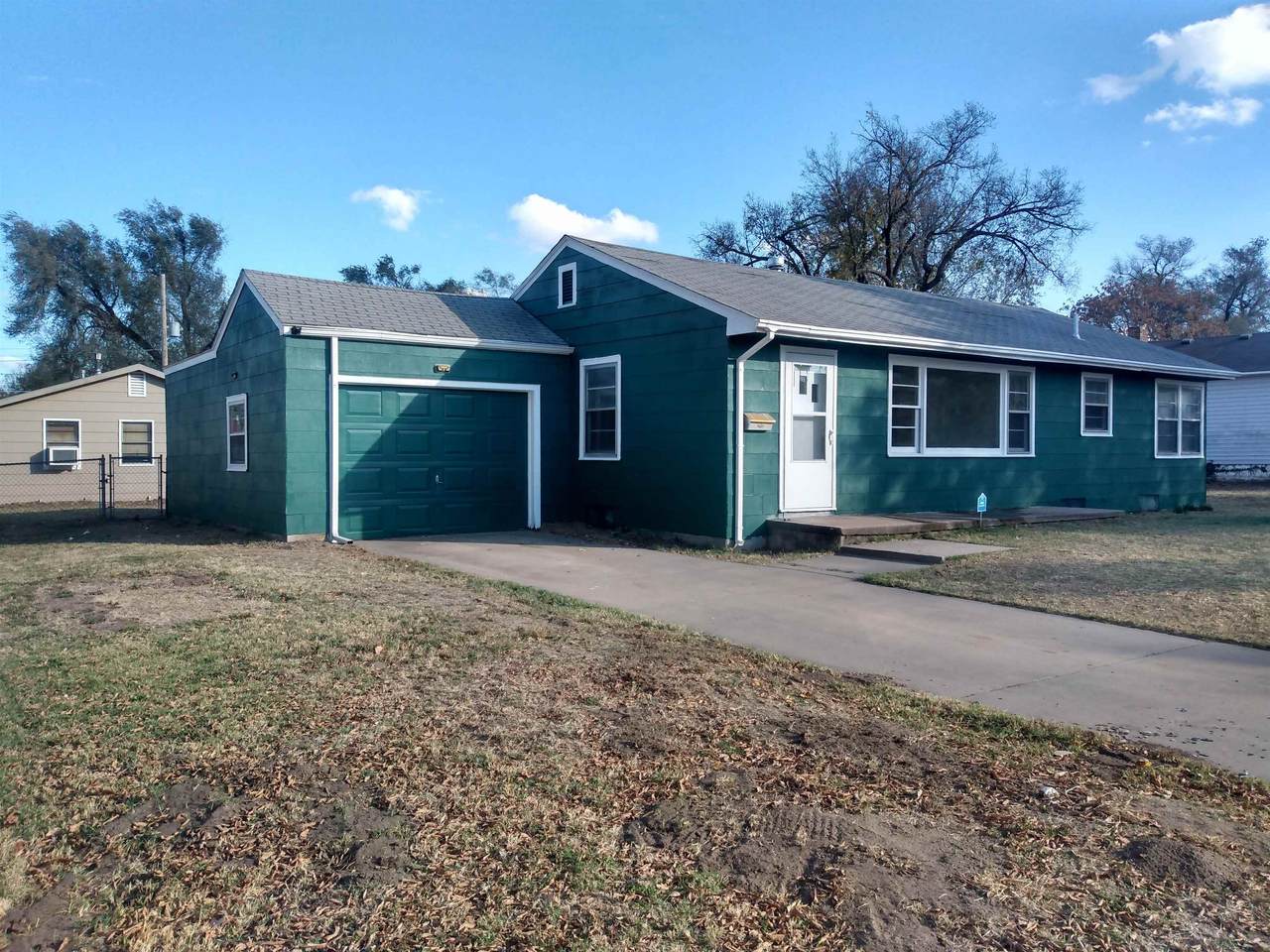 2140 Palisade Ave - Photo 1