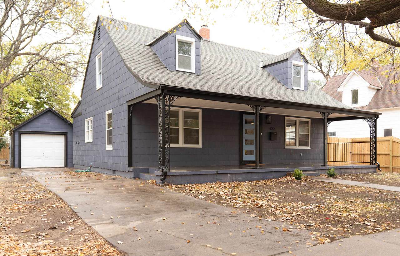 422 Dodge Ave - Photo 1