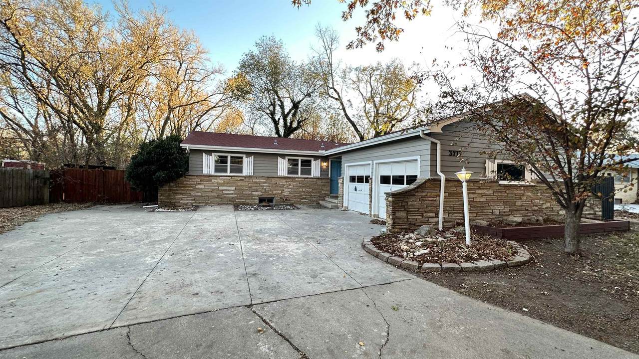 3717 Clark Ct - Photo 1