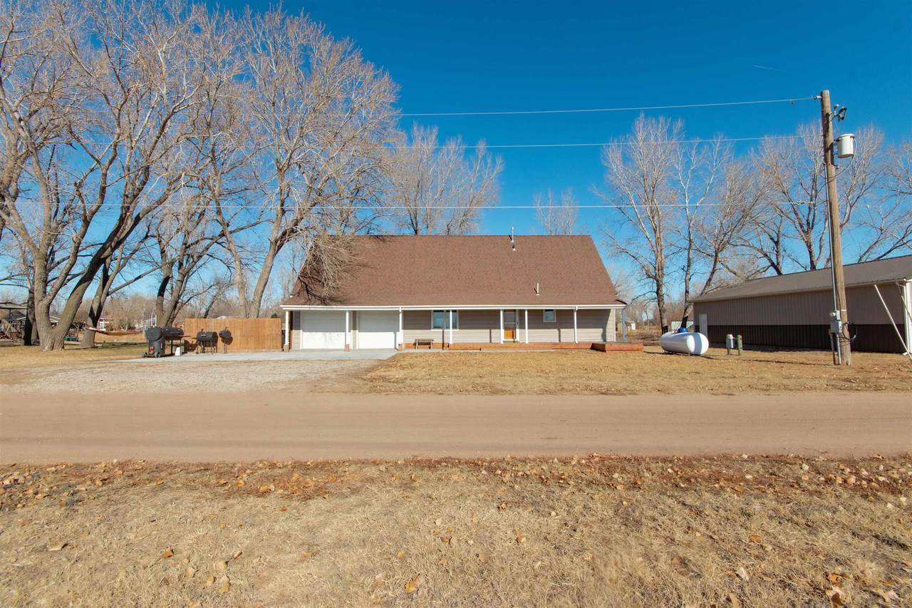 107 Country View Ln - Photo 1