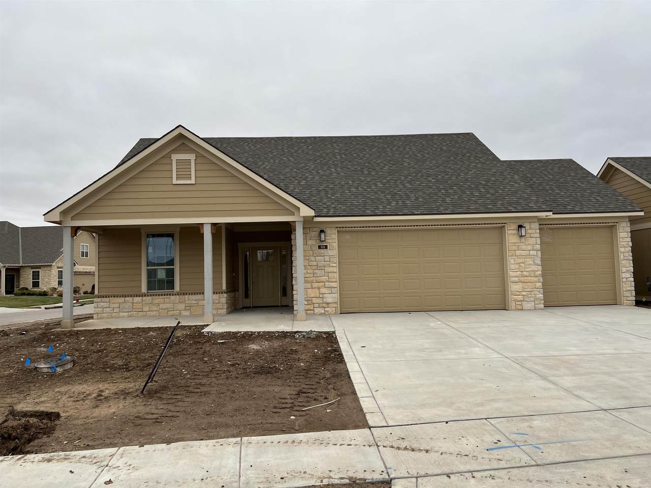 906 Cross Creek Ct. - Photo 1