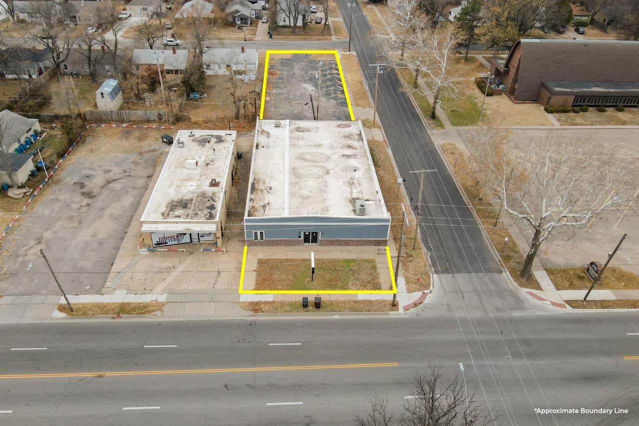 957 Oliver Ave - Photo 1