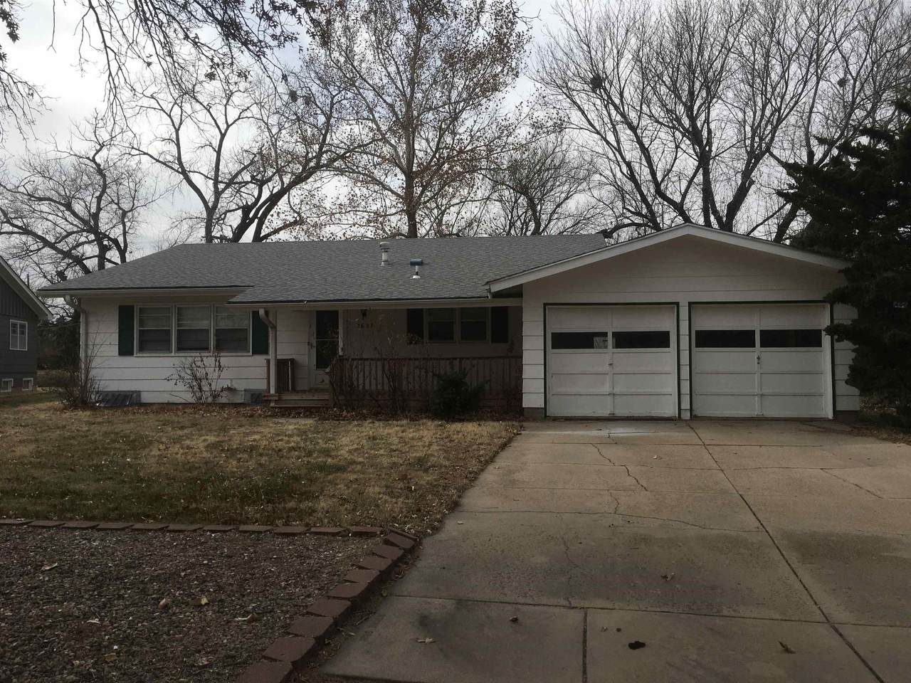 2627 Dellrose St - Photo 1