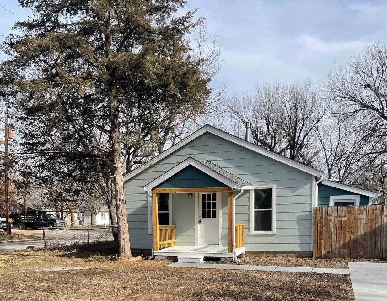 3148 Jeanette St - Photo 1