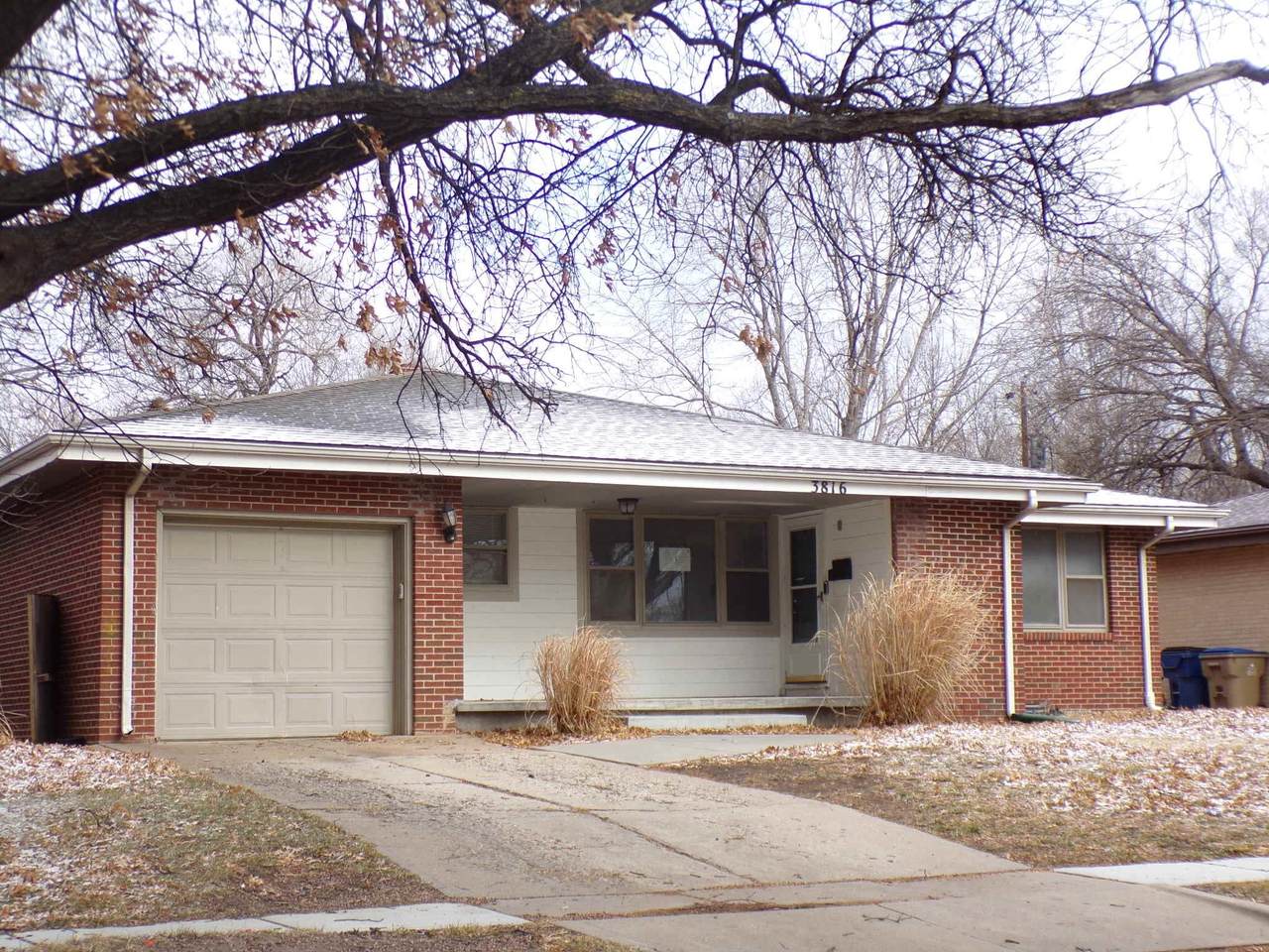 3816 Skinner St - Photo 1