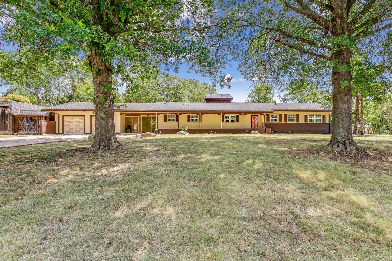 1000 Dowell Ter - Photo 1